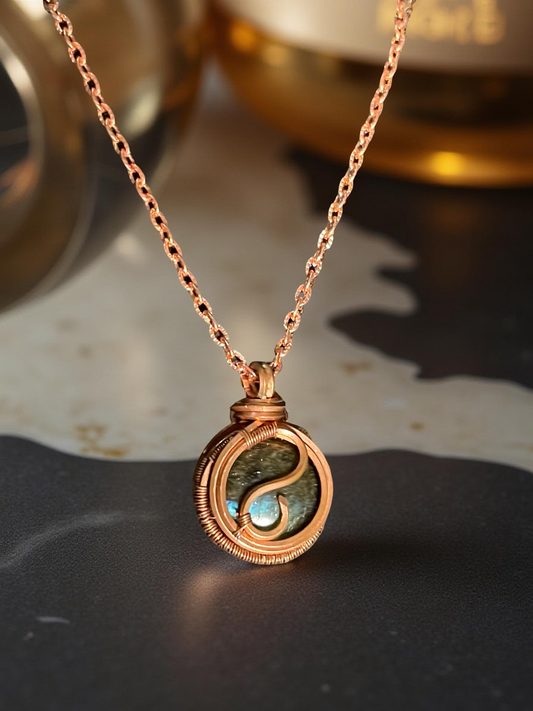 Small Labradorite Necklace